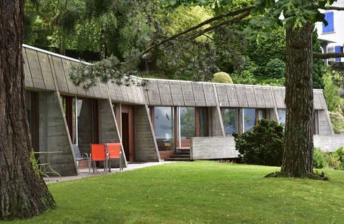 Montreux Villa | Beautiful private villa for 7 people with WIFI, TV, terrace, pets allowed and parking