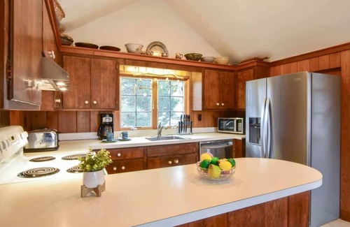 Truro House | Beautiful Private home in Truro with bonus Cottage!