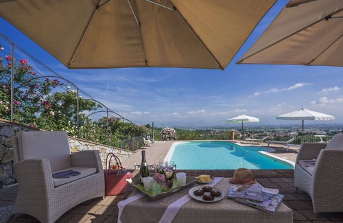 Casalguidi Villa | Beautiful private villa with WIFI, A/C, private pool, TV, terrace, panoramic view and parking