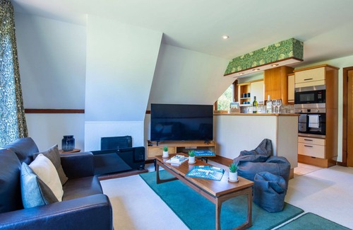 South Laggan House | Beautiful private villa with WIFI, TV, terrace, pets allowed, panoramic view and parking