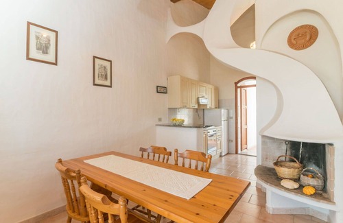 La Ciaccia House | Beautiful private villa for 6 people with A/C, WIFI, TV, terrace, pets allowed and parking