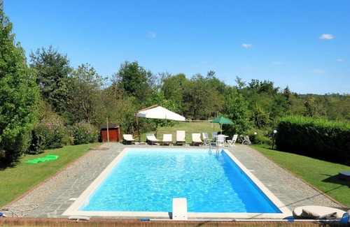 Capriglio House | Beautiful private villa for 10 guests with private pool, WIFI, TV, terrace, pets allowed and par.