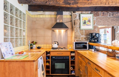 Trevignon House | Beautiful private villa for 4 guests with private pool, TV, patio, pets allowed and parking