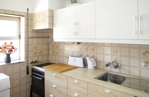 Caminha House | Beautiful private villa for 8 people with TV, terrace, pets allowed and parking