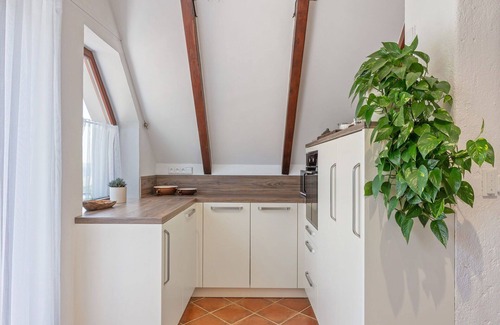 Svata House | Beautiful private villa with WIFI, A/C, TV, terrace, pets allowed, panoramic view and parking