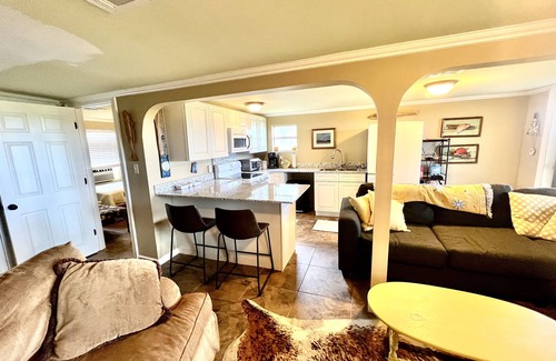 Cypremort Point House | Beautiful, Relaxing, Spacious Cottage with view of Vermillion Bay!