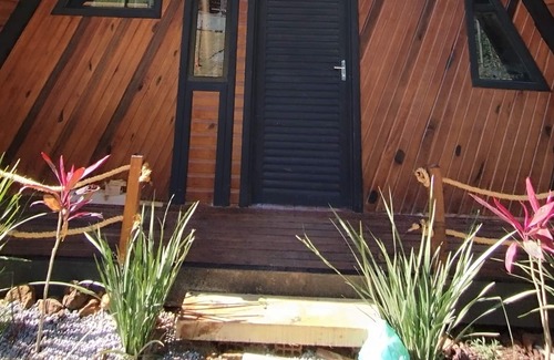 Nova Petropolis Cabin | Beautiful romantic cabin with hot tub and fireplace, 5 min. from downtown NP