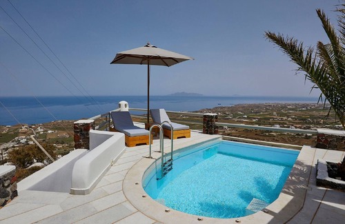 Vourvoulos Villa | Beautiful Santorini Villa | Villa Calypso | 3 Bedrooms | Private Terrace &.