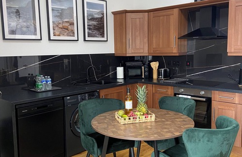 Portstewart Apartment | Beautiful Sea View Apartment near Golf Club