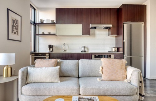 Shaw Apartment | Beautiful Shaw Jr 1BR w/W/D, Roof & Gym, nr U St, by Blueground