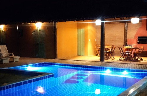 Cunha Cottage | Beautiful Site with private waterfall, 4 km from Cunha