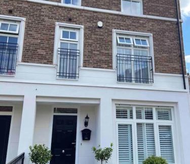 Knutsford House | Beautiful town house in the heart of Knutsford