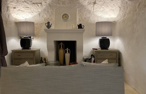 Ostuni House | BEAUTIFUL TRULLO WITH SWIMMING POOL IN THE OSTUNI COUNTRYSIDE