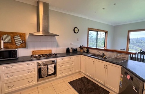 Norfolk Island House | Beautiful & Unique Accommodation with the Comforts of Home