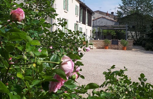 Arcais House | Beautiful vacation home for 10-14 people between La Rochelle and Le Puy du fou