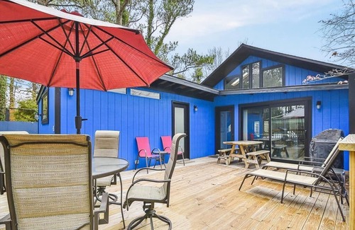 Dodds Addition House | Beautiful View of Lake Comegys, Short Walk to Beach & Pet Friendly!