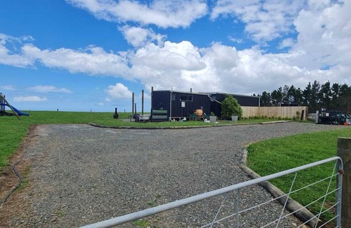 Helena Bay House | Beautiful views in a quiet country side, 5 mins to the beach.