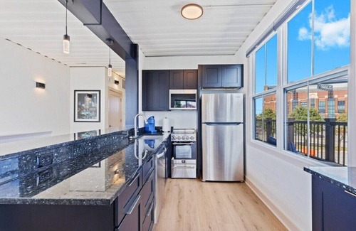Babe Denny Apartment | Beautiful Views of Indy Skyline! Custom Home