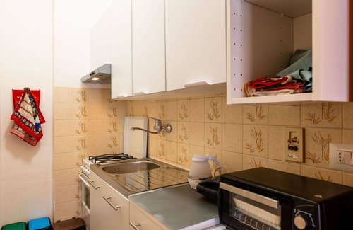 Pompeiana House | Beautiful villa for 3 guests with A/C, WIFI, TV, balcony, pets allowed and parking