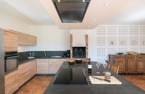 Nans-les-Pins House | Beautiful villa in the vineyards