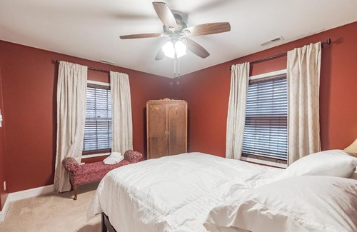 Bel Air Villa | Beautiful Villa in the Heart of Historic Downtown Bel Air! villa
