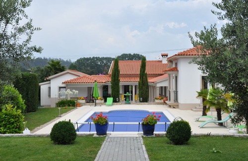 Pombal House | BEAUTIFUL VILLA POOL GARDEN 20 km BEACH HOLIDAY FAMILY - FRIENDS (Figueira da Foz)
