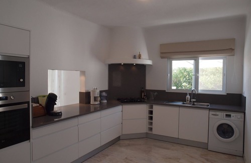 Mato Serrao Villa | Beautiful villa w. heated pool, peaceful, family-friendly, high speed internet