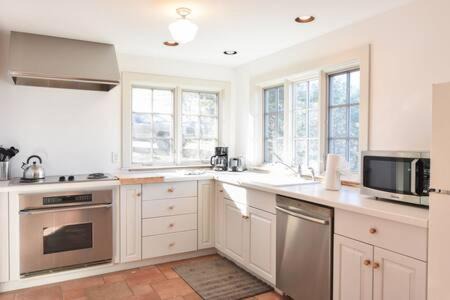 Wellfleet House | Beautiful Water Views Dogs Welcome