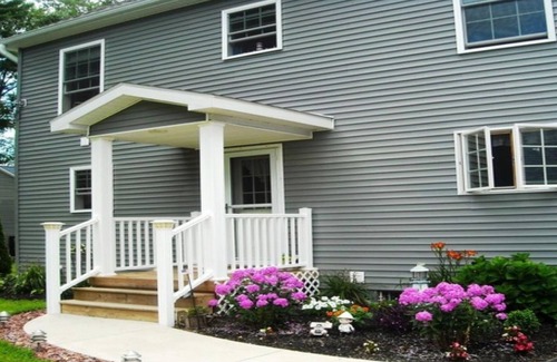 Lake Luzerne House | Beautiful Waterfront - Skiing/Snowboarding/Snow Mobile near house