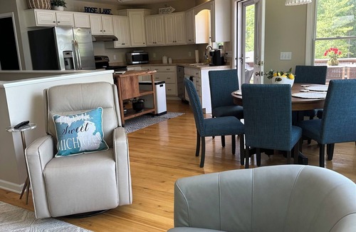 Le Roy House | Beautiful Waterfront Home with Gorgeous Views on All-Sports Lake