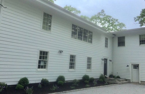 North Sea House | Beautiful Waterviews in Southampton Shores