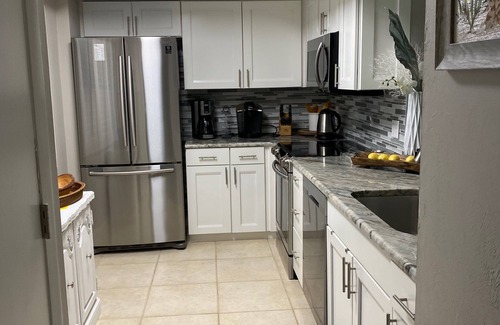Bonita Bay Condo | Beautifully furnished 3rd floor corner condo W/view!