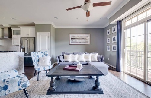 Richmond House | Beautifully furnished, spacious townhome!