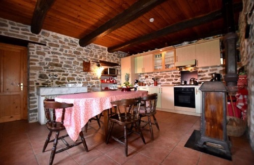 Mombarcaro House | Beautifully located holiday home with private pool
