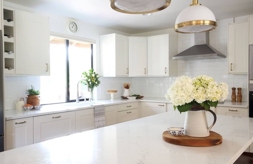 Inglewood-Finn Hill House | Beautifully renovated hot-tub, large fenced backyard, pet friendly