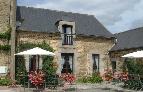 Les Champs-Geraux Bed & Breakfast | Bed and breakfast ∙ 3 bedrooms ∙ 6 guests