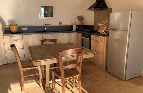 Domessargues Bed & Breakfast | Bed and breakfast/gîte with SPA (Massages on reservation)