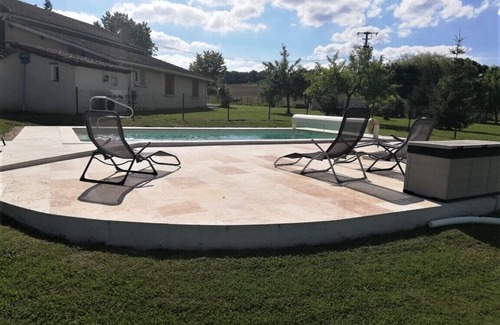 Monclar Cottage | Bed and breakfast gites de france on the contry perigord