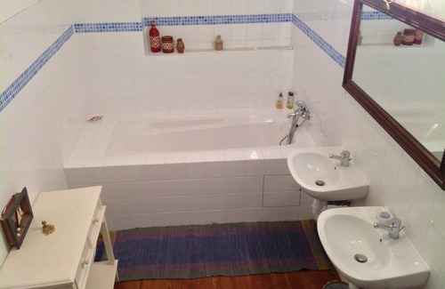 Bouglon House | Bed and Breakfast in a charming manor house. A family suite (2ch + 1sdb), 3ch + sb