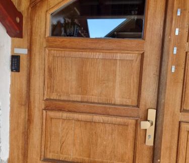 Kranj Bed & Breakfast | Bed and Breakfast Valjavec