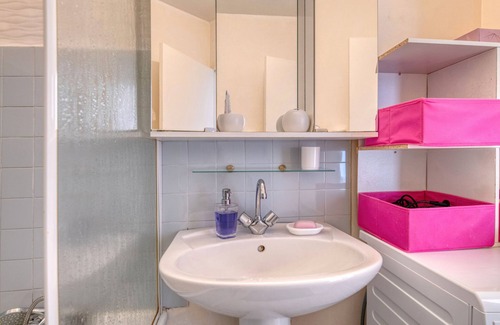 Jolimont-Soupetard-Bonhoure Bed & Breakfast | Bed and Breakfast with Locals in Toulouse with Wi-Fi