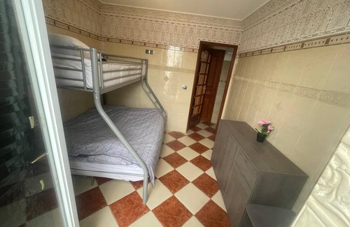 Poissy Bed & Breakfast | Bed & Breakfast