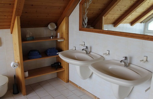 Bunde Bed & Breakfast | Bed & Breakfast Rheiderland