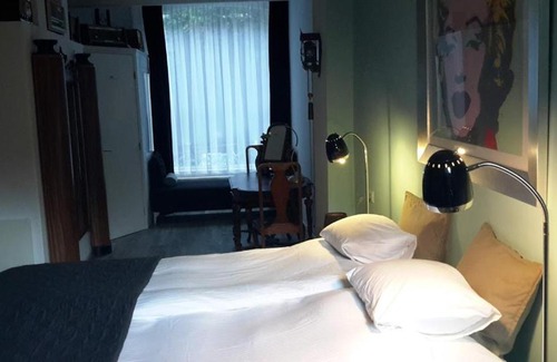 Jordaan Bed & Breakfast | Bed & Breakfast WestViolet