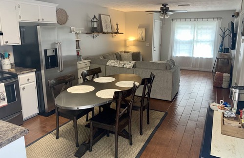 Lexington Condo | Beech Lake Escape