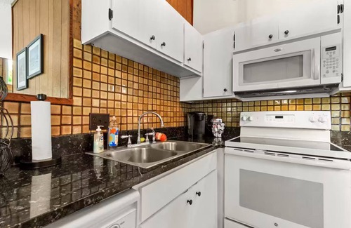 Beech Mountain Condo | Beechside Basecamp
