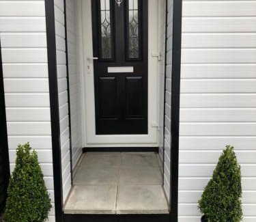 Newtownabbey Apartment | Beechwood Garden Suite