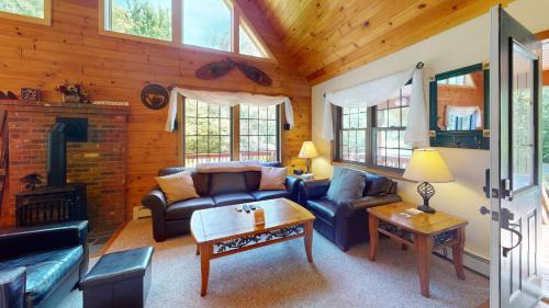 East Haven  Rutland County House | Beechwood Home Brought to you by GetAway Vacations