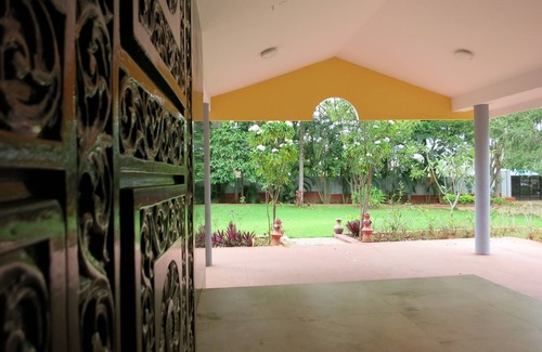 Mysore House | Beehive Commune - Backpackers and Travelers Commune