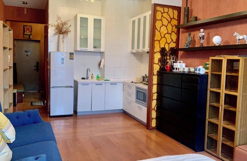 Shuangjing Bed & Breakfast | Beijing Furnished Apt with Queen bed